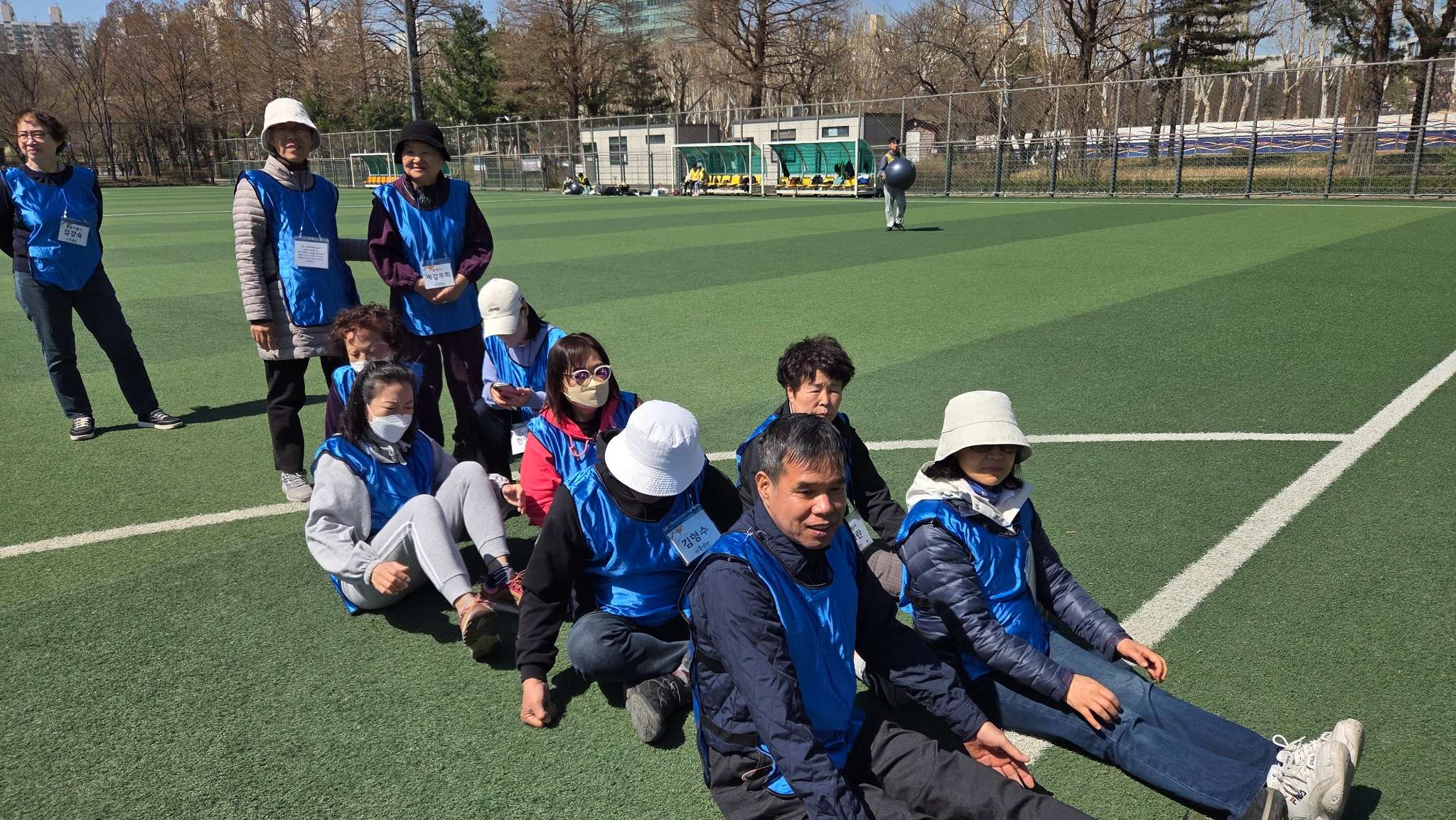 3. 청팀 대기사진.jpg